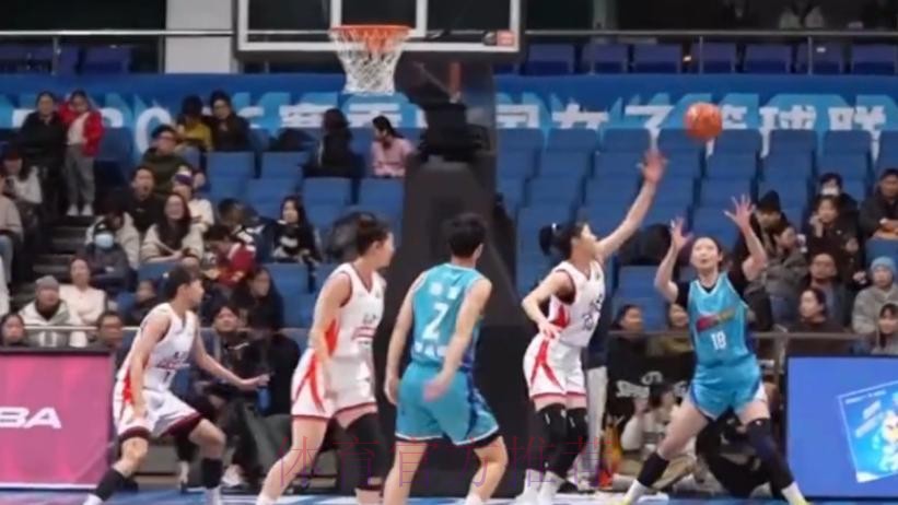 大雪夜郑茗16分难救主 四川19分大胜北京 大雪夜郑茗16分难救主 四川19分大胜北京